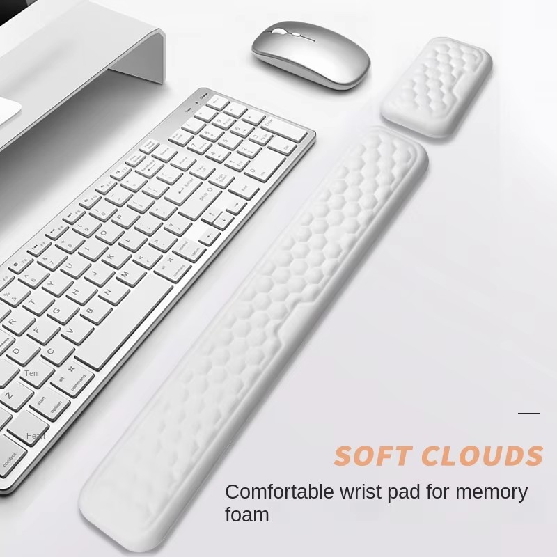 Ergonomiczna podkładka pod nad – Keyboard Wrist Pad Leather recenzja i cena