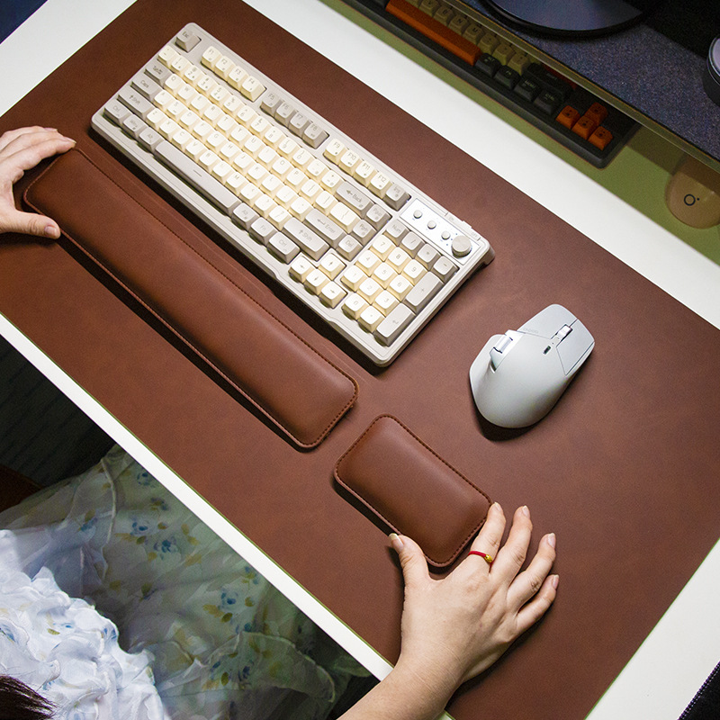Podkładka na biurko wodoodporn – Keyboard Wrist Pad Leather recenzja i cena