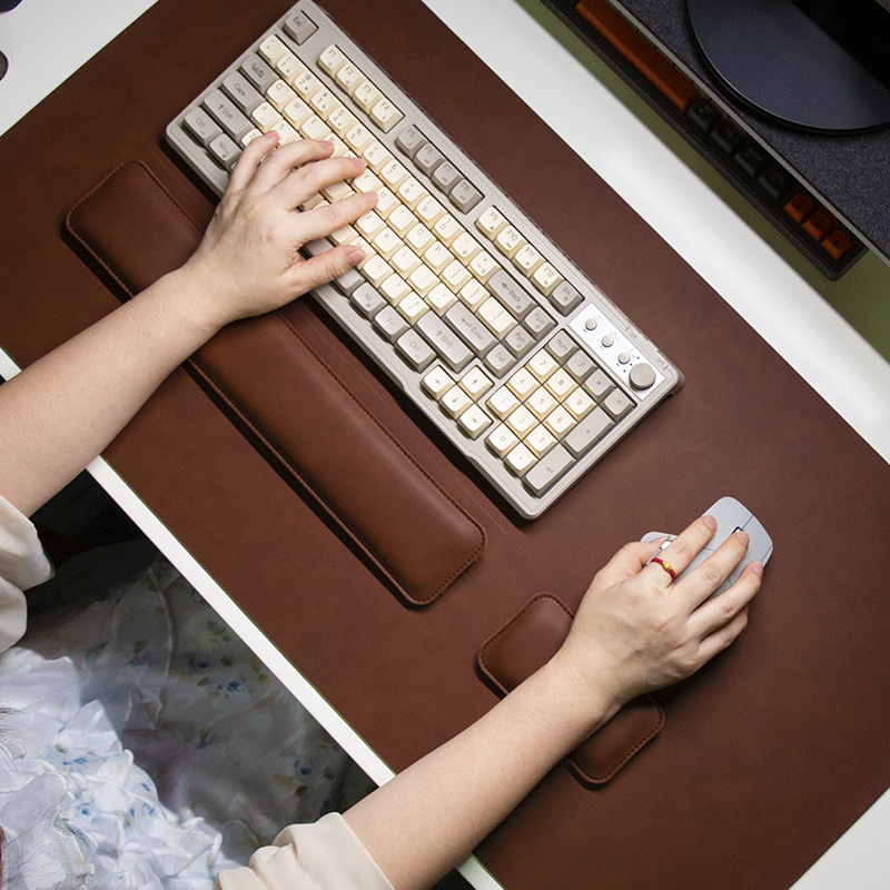 Podkładka na biurko wodoodporn – Keyboard Wrist Pad Leather recenzja i cena